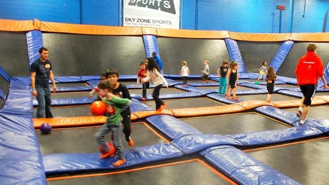 What Do Trampoline Parks Atlanta, Georgia Offer for Families and Children?