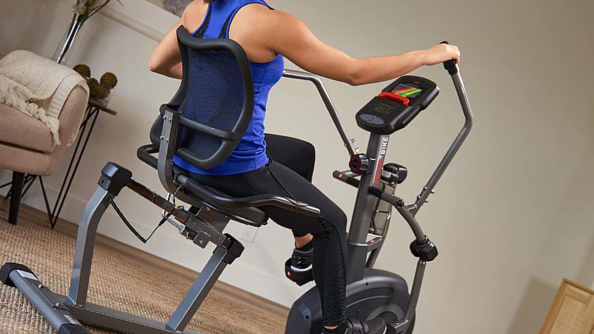Should You Add Weights to Your Workout Routine When Using a Recumbent Cross Trainer?