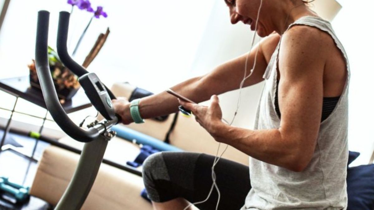 Are You Stretching Before Your Workout Session on a Stationary Bike?